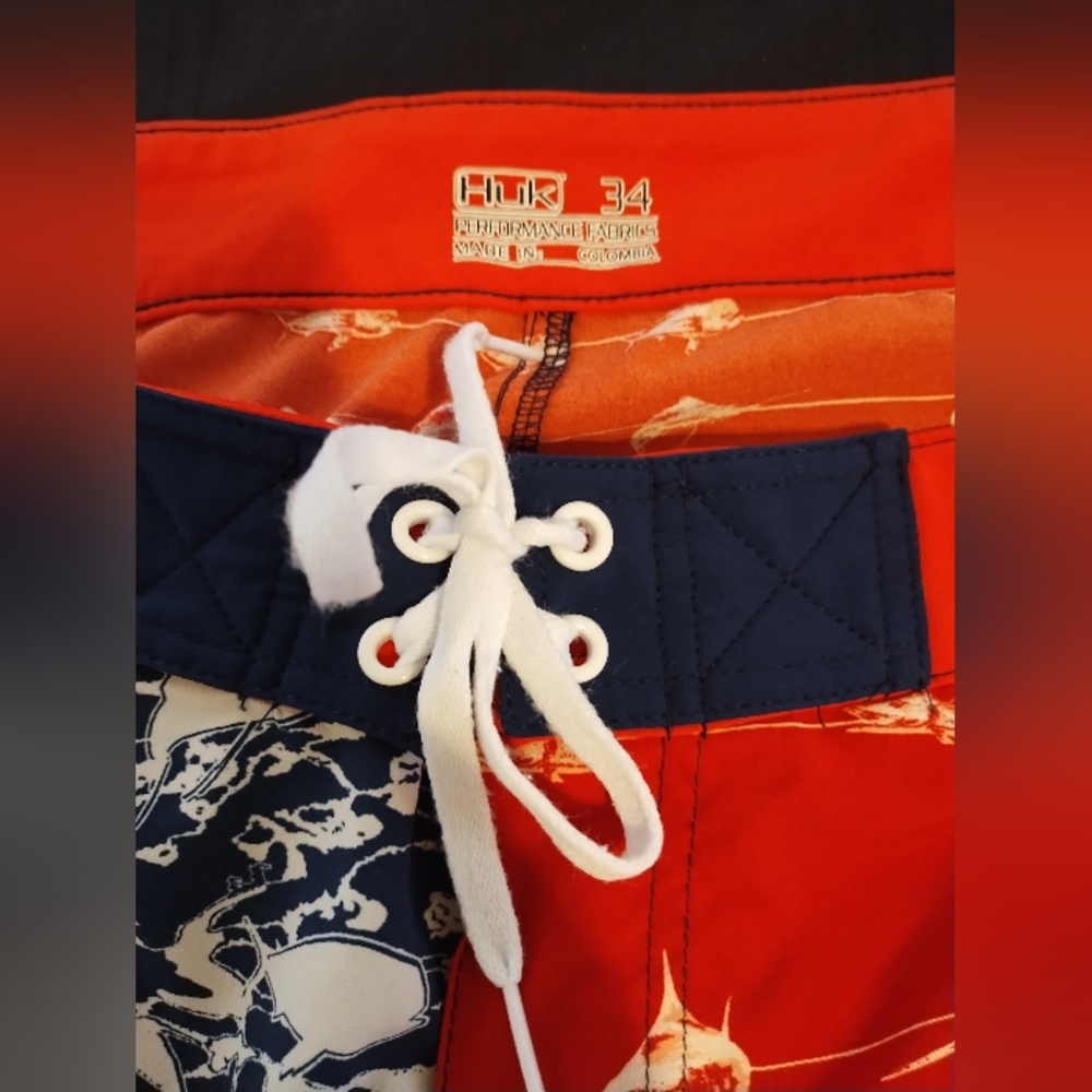 Huk Red White And Blue Swim Shorts Fishing Tie and Velcro Closure Size 34 - Picture 6 of 6